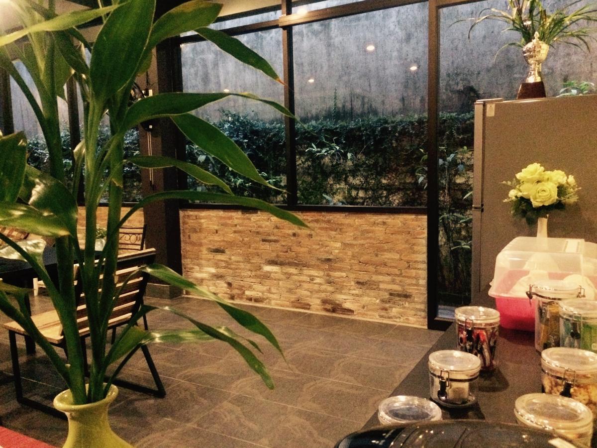 Talat Yai Mo De Loft酒店 外观 照片